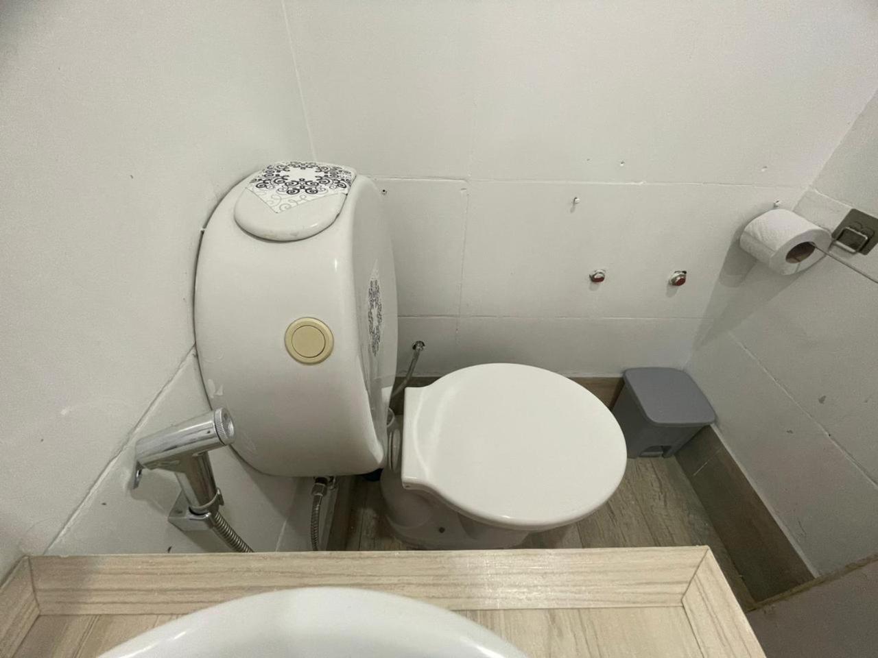 Ezeiza 1 Nuestro Lugar A 15 Minutos Del Aeropuerto Tranfer Opcional Desde Y Al Aeropuerto De Ezeiza Las 24 Horas Pet Friendly Екстер'єр фото