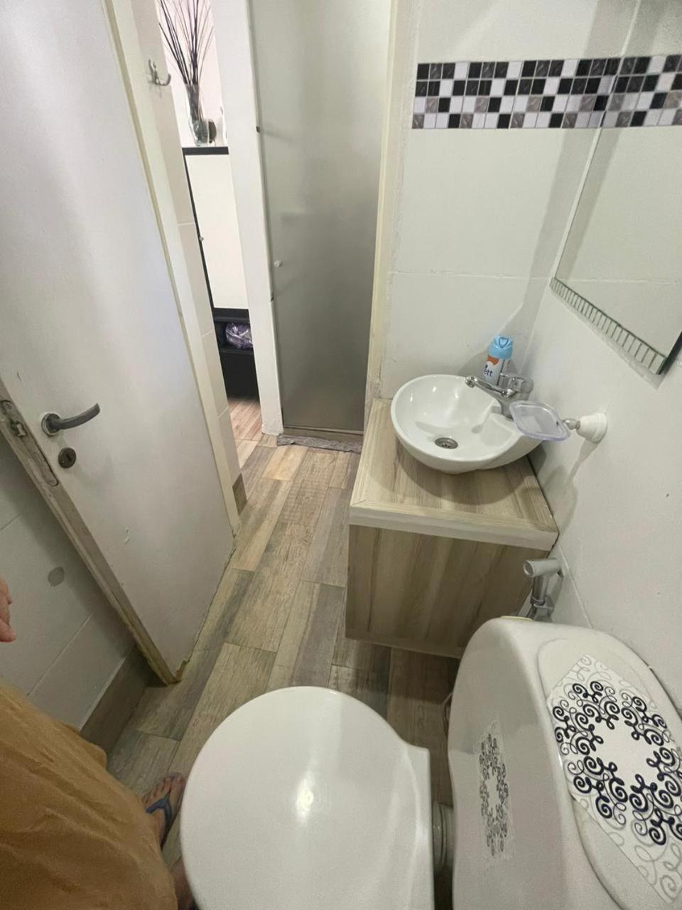 Ezeiza 1 Nuestro Lugar A 15 Minutos Del Aeropuerto Tranfer Opcional Desde Y Al Aeropuerto De Ezeiza Las 24 Horas Pet Friendly Екстер'єр фото