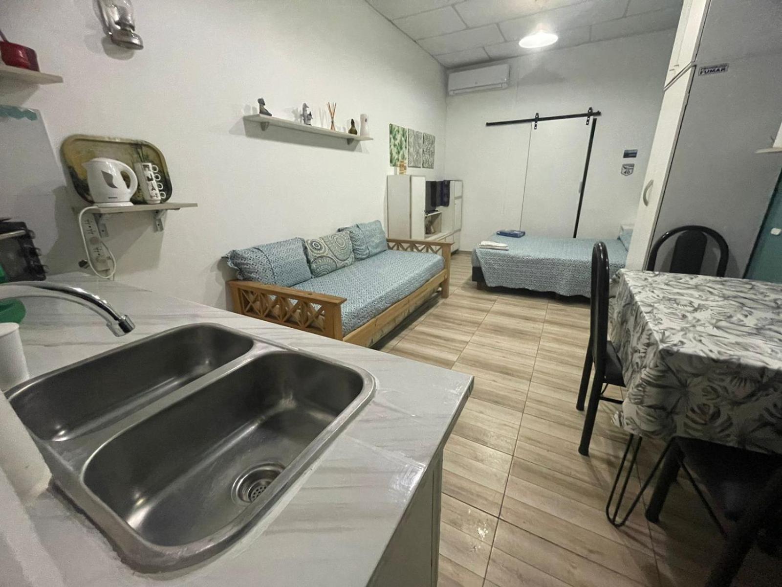 Ezeiza 1 Nuestro Lugar A 15 Minutos Del Aeropuerto Tranfer Opcional Desde Y Al Aeropuerto De Ezeiza Las 24 Horas Pet Friendly Екстер'єр фото